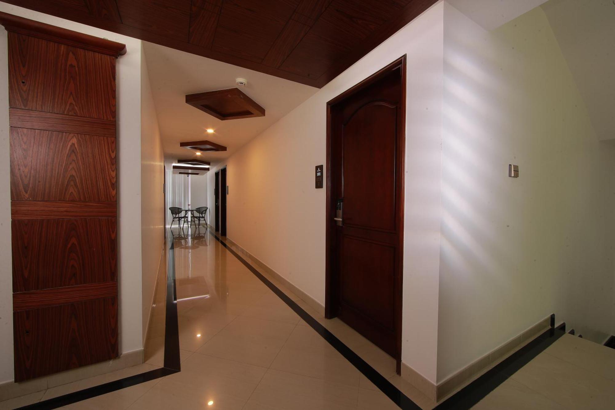 Akhil Classic Thiruvananthapuram Eksteriør billede
